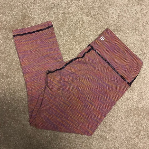 Lululemon crop leggings - Picture 1 of 4